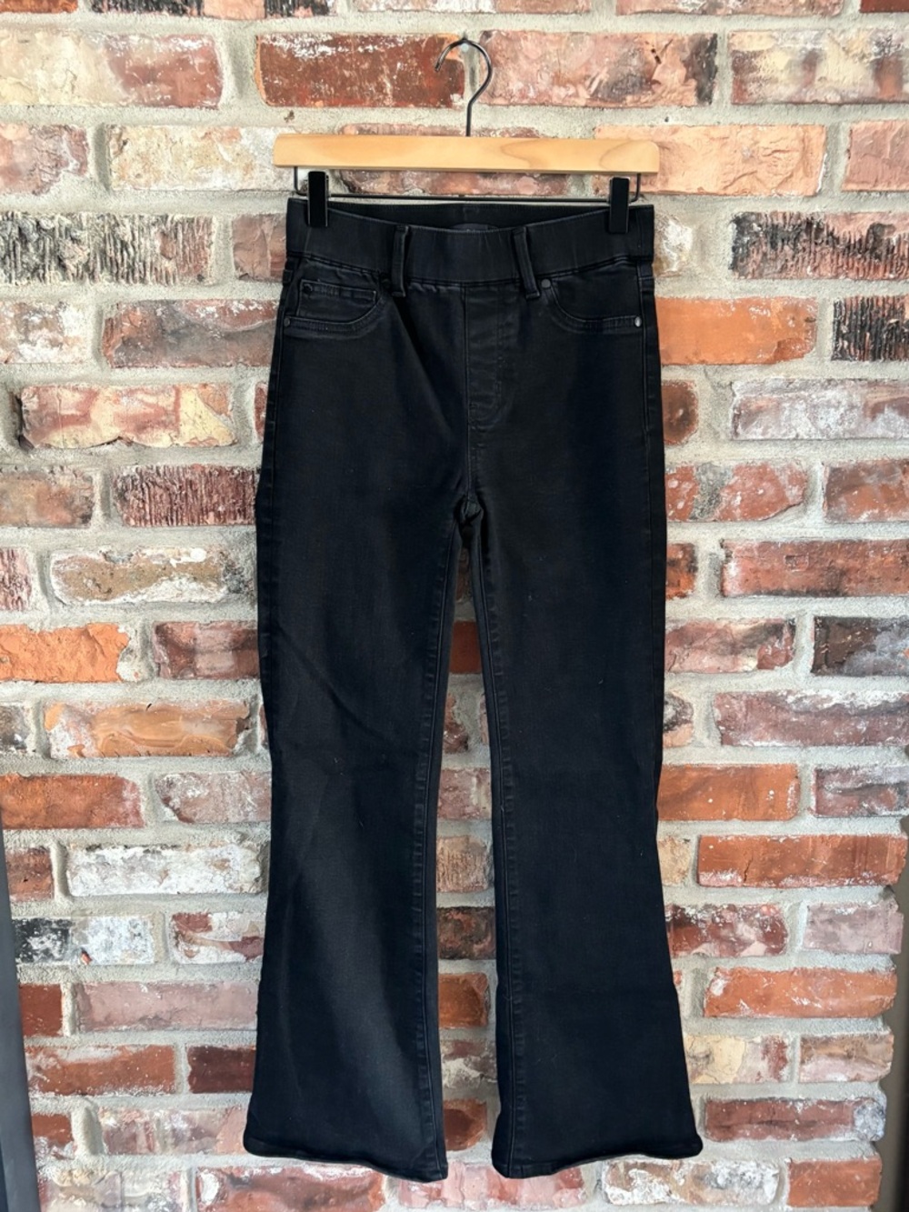 Quince Nina Stretch Pull On Flare Jeans Raven Black, XS